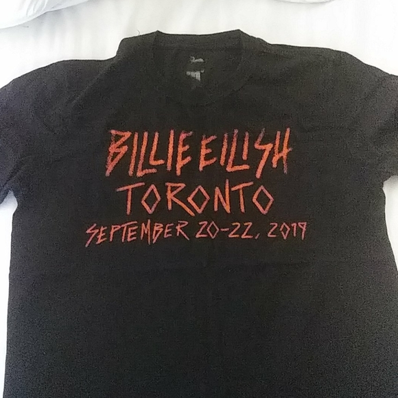 Billie Eilish concert tee - Picture 1 of 2